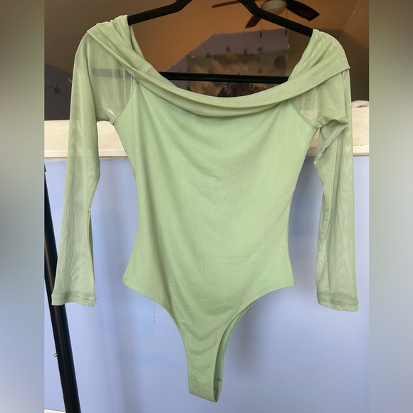 NWT Princess Polly Doza Off The Shoulder Bodysuit Green - Picture 11 of 14